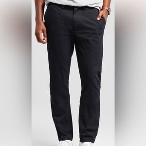 **CLEARANCE** GOODFELLOW & CO. - Men’s Athletic Fit Chino Pants.
